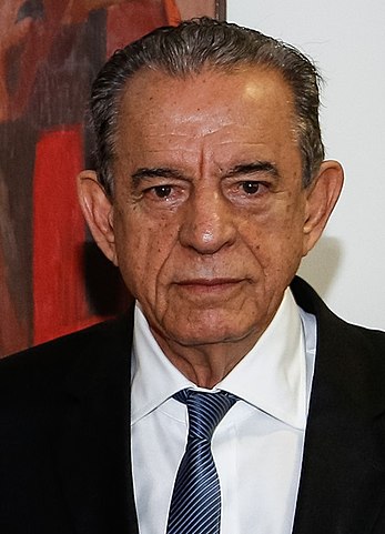 Íris Rezende